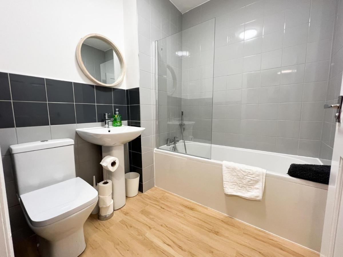 Glasgow 2 Bedroom Apartment Екстер'єр фото