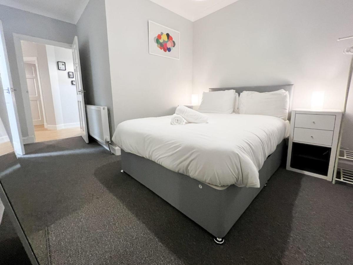 Glasgow 2 Bedroom Apartment Екстер'єр фото