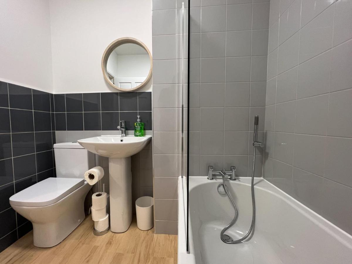 Glasgow 2 Bedroom Apartment Екстер'єр фото